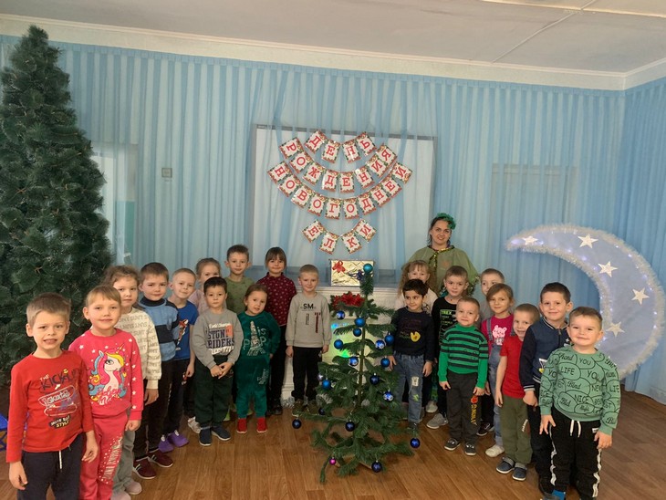 детский сад Калинка День рождения новогодней елочки Красный Сулин