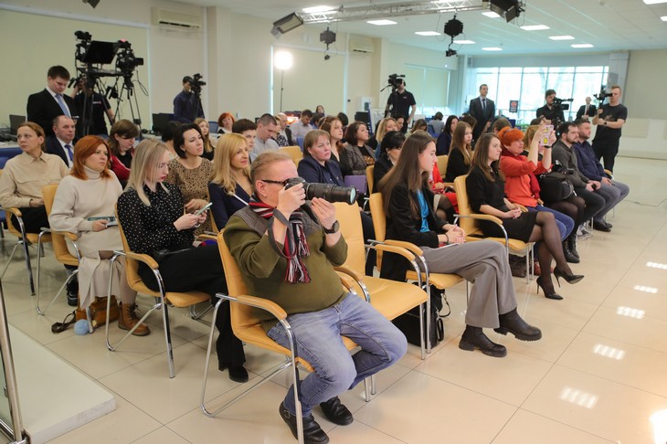 Пресс-конференция губернатора Ростовской области Василия Голубева 