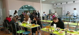 Питание в Красносулинских школах столовая дети