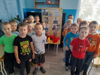 светлячок детский сад Красносулинский район патриотическая выставка дети