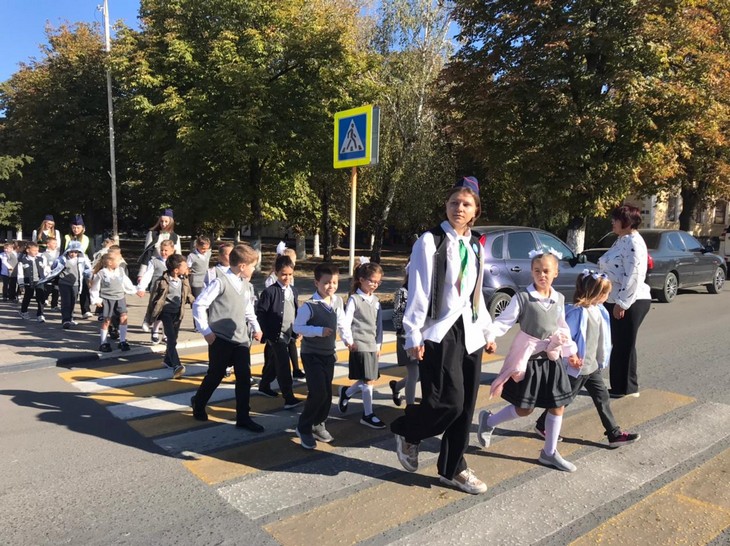 Посвящение гимназистов в пешеходы