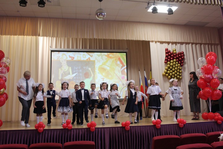 В школах Красносулинского района прозвенел первый звонок